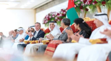 الحكام يستقبلون المهنئين بشهر رمضان في استقبال مستمر